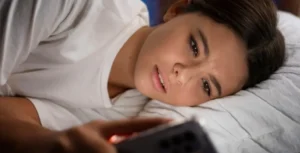 How Excessive Screen Time is Disrupting Teen Sleep Patterns and Mental Health